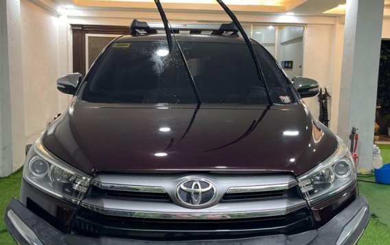 Red Toyota Innova 2017 for sale in Caloocan