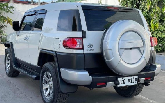 White Toyota Fj Cruiser 2016 for sale in Angeles-4