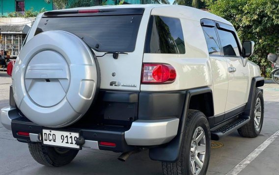 White Toyota Fj Cruiser 2016 for sale in Angeles-5