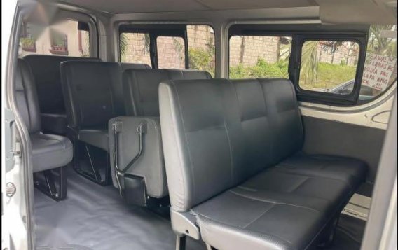 Sell Silver 2019 Toyota Hiace-4