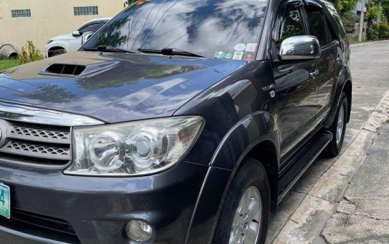 Selling Grey Toyota Fortuner 2010 in Angeles-2