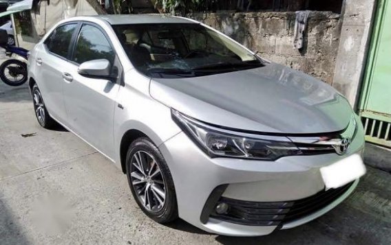 Sell Silver 2017 Toyota Corolla altis in Makati-3