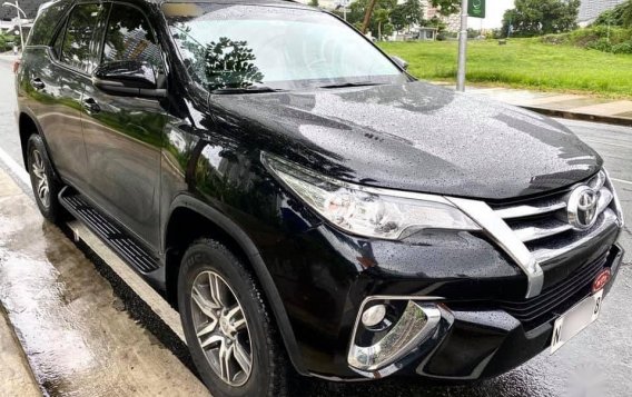 Black Toyota Fortuner 2019 for sale in Parañaque-1