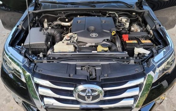 Black Toyota Fortuner 2017 for sale in Caloocan-9