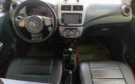 Silver Toyota Wigo 2016 for sale in Las Pinas-8