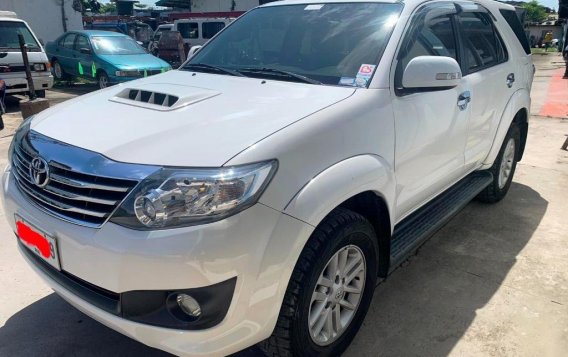 Selling White Toyota Fortuner 2014 in Imus-2