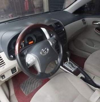 Sell Silver 2011 Toyota Corolla Altis in Taguig-3