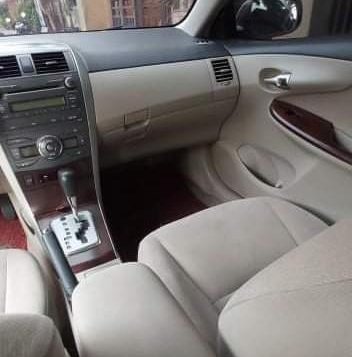 Sell Silver 2011 Toyota Corolla Altis in Taguig-6