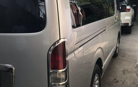 Selling Silver Toyota Hiace 2015 in Caloocan-3