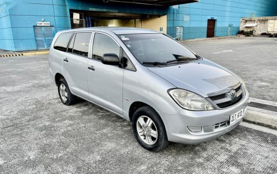 Silver Toyota Innova 2007 for sale in Las Piñas