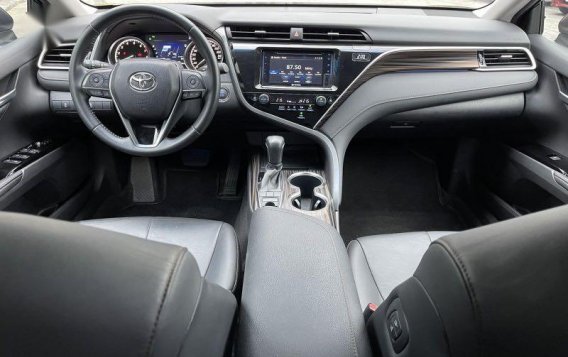 Grey Toyota Camry 2020 for sale in Automatic-7