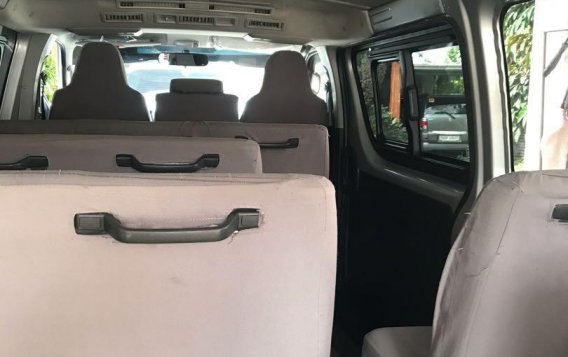 Selling Silver Toyota Hiace 2015 in Caloocan-9