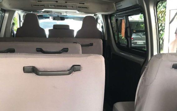 Selling Silver Toyota Hiace 2015 in Caloocan-9