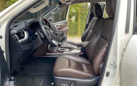 Selling Pearl White Toyota Fortuner 2019 in Quezon City-5