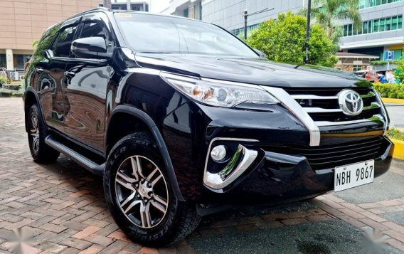 Sell Black 2019 Toyota Fortuner in Cainta-1