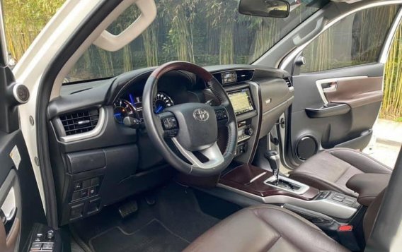 Selling Pearl White Toyota Fortuner 2019 in Quezon City-4