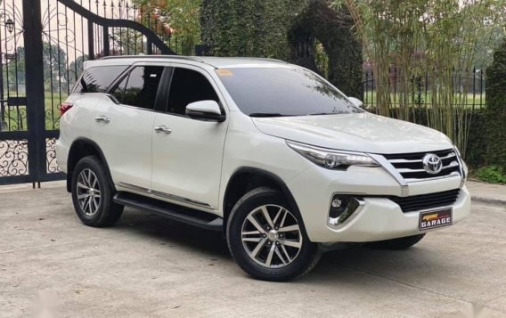 Selling Pearl White Toyota Fortuner 2019 in Quezon City-1