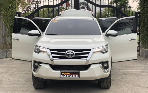Selling Pearl White Toyota Fortuner 2019 in Quezon City-9