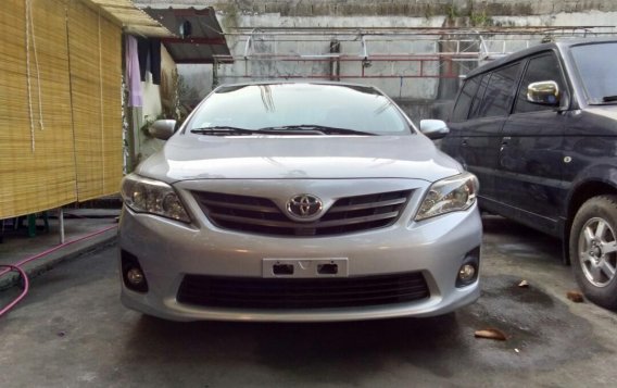 Selling Silver Toyota Corolla altis 2012 in Quezon City-2