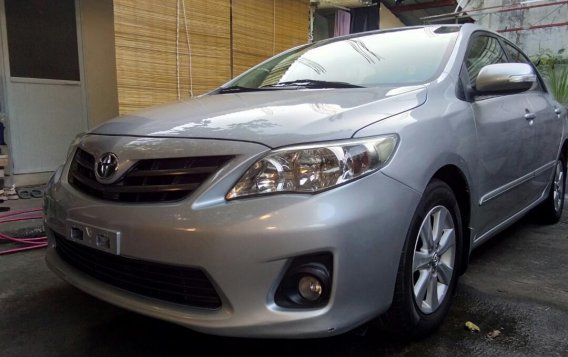 Selling Silver Toyota Corolla altis 2012 in Quezon City-1