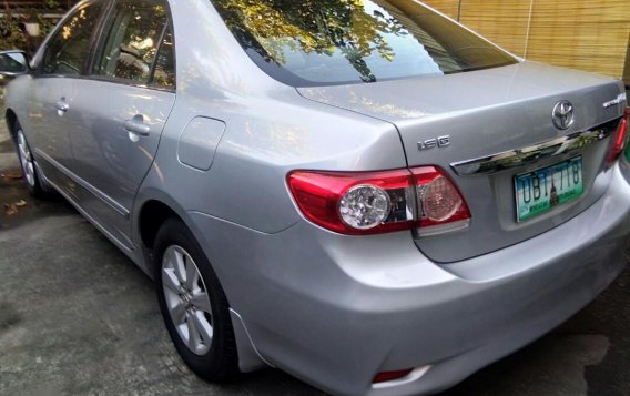 Selling Silver Toyota Corolla altis 2012 in Quezon City-3