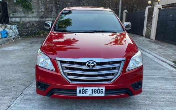 Red Toyota Innova 2015 for sale in Quezon City-2