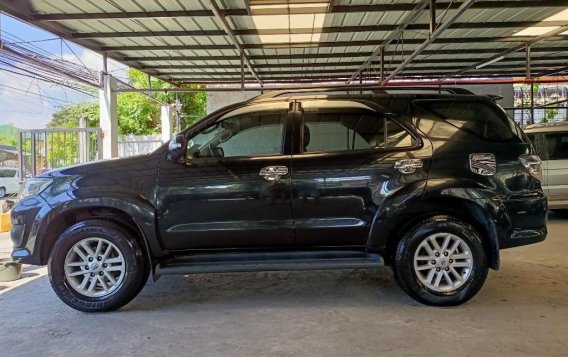 Black Toyota Fortuner 2014 for sale in Automatic-2