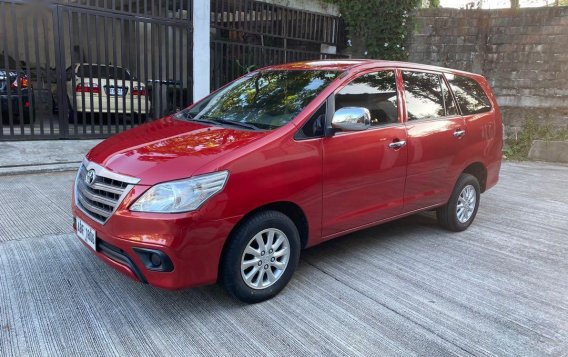 Red Toyota Innova 2015 for sale in Quezon City-1