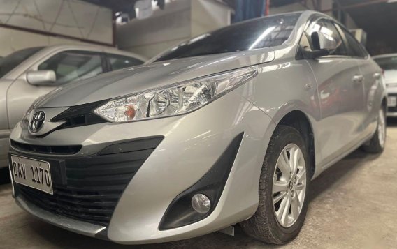 Selling Brightsilver Toyota Vios 2020 in Quezon-3