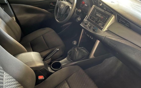 Red Toyota Innova 2020 for sale in Quezon-5