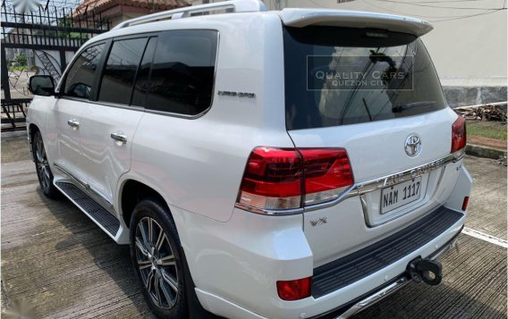 Selling Pearl White Toyota Land Cruiser 2018 in Quezon-2