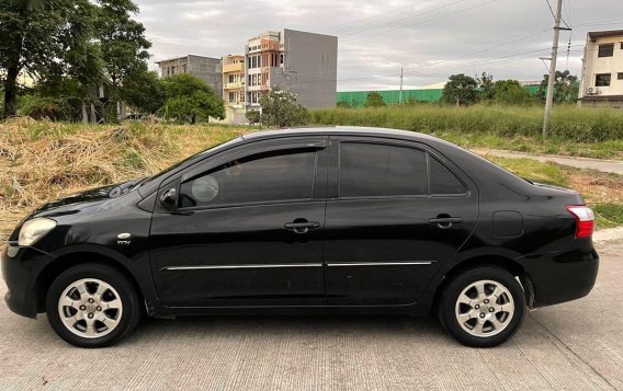 Selling Black Toyota Vios 2011 in Carmona-2