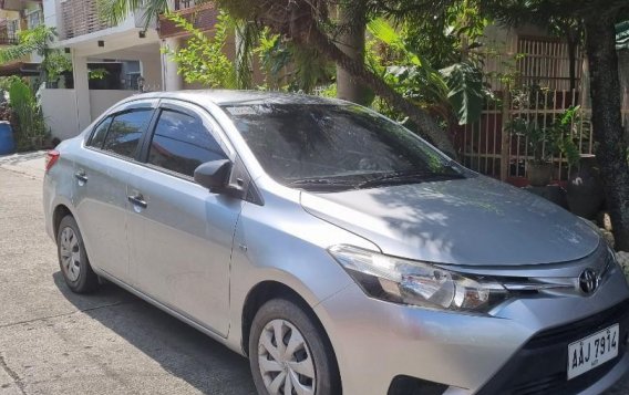 Selling Pearl White Toyota Vios 2014 in Cainta-1