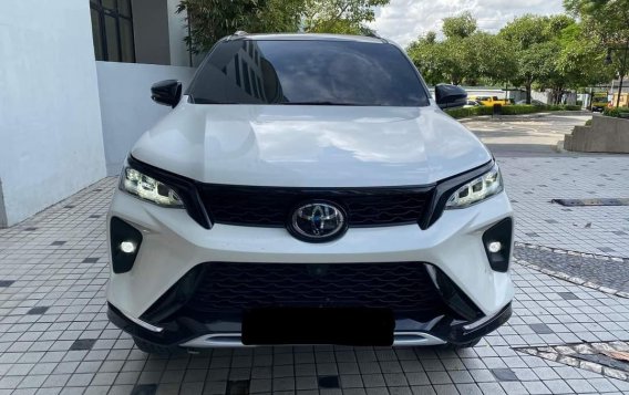 Selling White Toyota Fortuner 2021 in Quezon-3