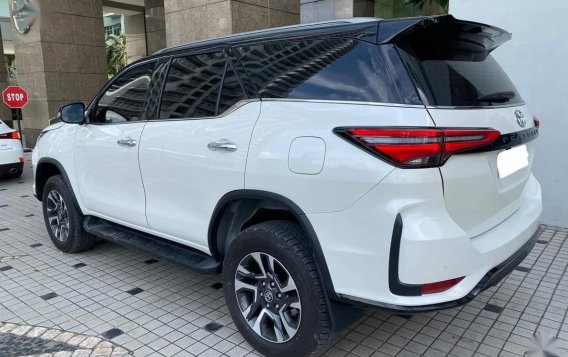 Selling White Toyota Fortuner 2021 in Quezon-2