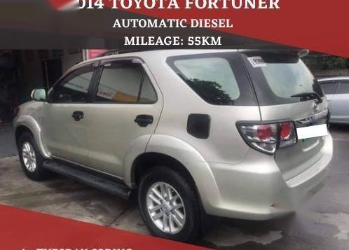 Selling Brightsilver Toyota Fortuner 2014 in Pasig-1