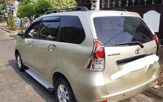 Selling Pearl White Toyota Avanza 2015 in Cainta-4