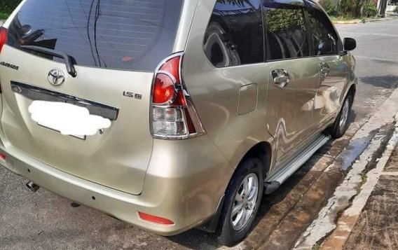 Selling Pearl White Toyota Avanza 2015 in Cainta-7