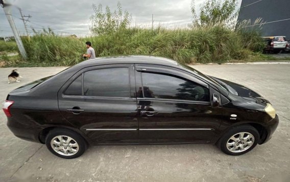 Selling Black Toyota Vios 2011 in Carmona-5