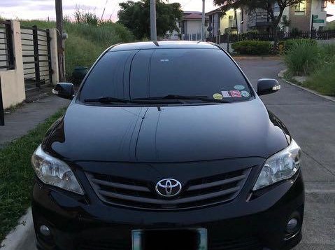Black Toyota Corolla Altis 2011 for sale in Binan-2