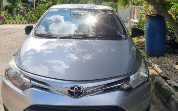 Selling Pearl White Toyota Vios 2014 in Cainta