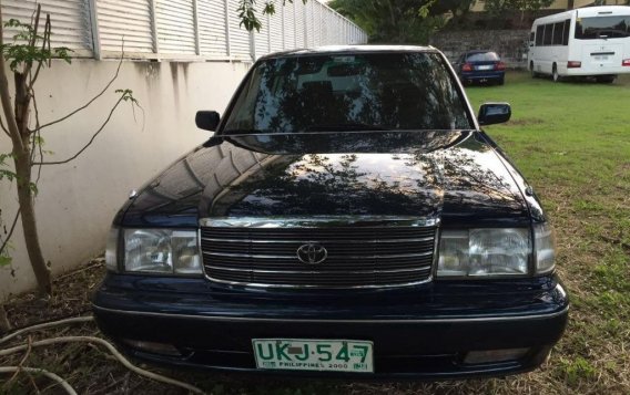 Selling Black Toyota Crown 1996 in Caloocan-4