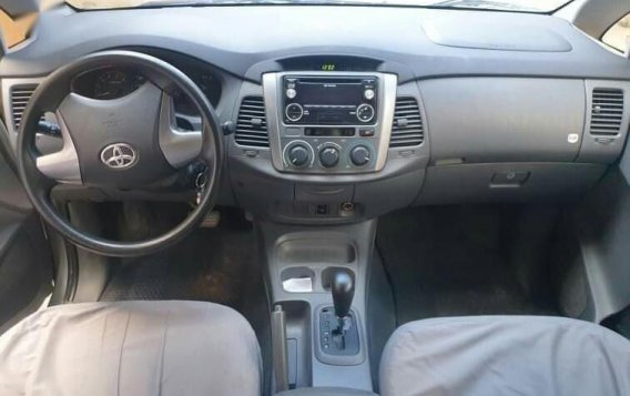 Silver Toyota Innova 2015 for sale in Automatic-6