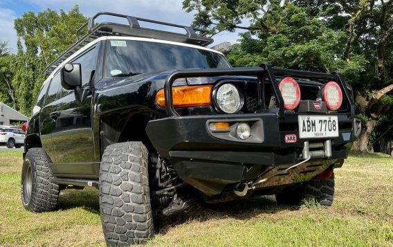 Selling Black Toyota Fj Cruiser 2015 in Angeles-4