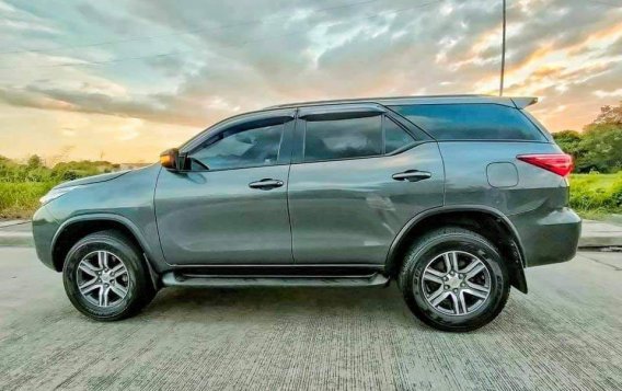 Grey Toyota Fortuner 2017 for sale in Angeles-1