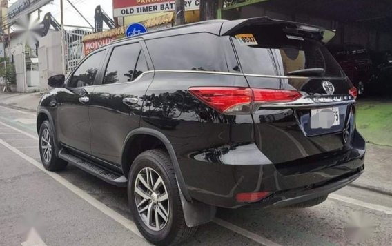 Selling Black Toyota Fortuner 2016 -3