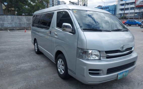 Silver Toyota Hiace 2011 for sale in Makati-1