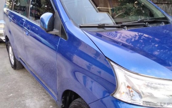Selling Blue Toyota Avanza 2017 in San Juan-4