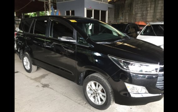 Black Toyota Innova 2019 MPV at 43000 for sale-6