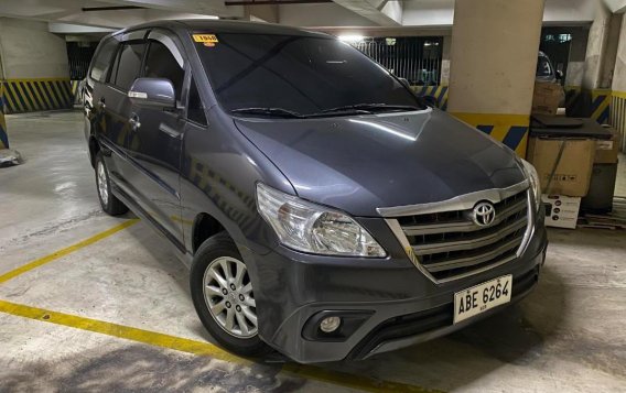 Grey Toyota Innova 2016 for sale in Manila-1